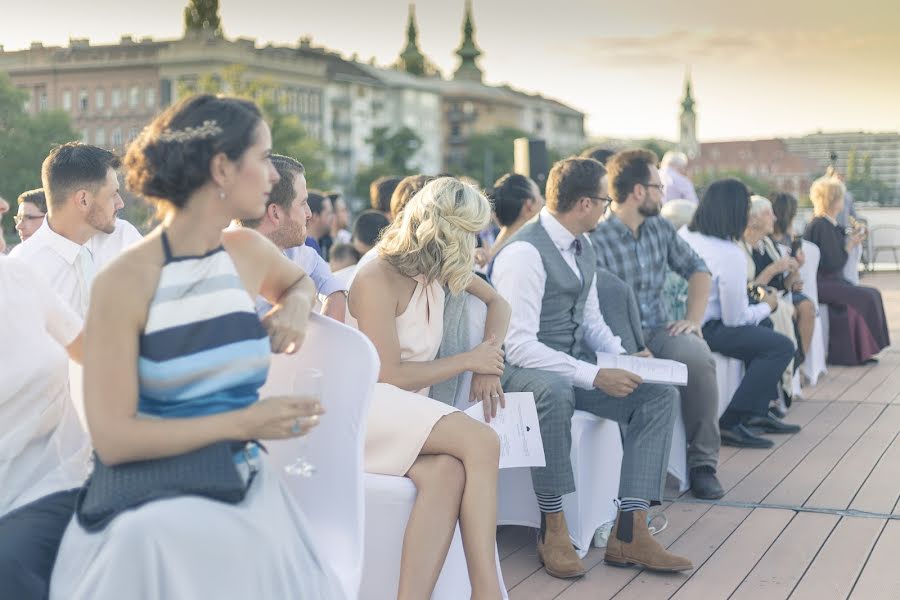 Fotógrafo de bodas Álmos Eőry (eoryphoto). Foto del 10 de enero 2018