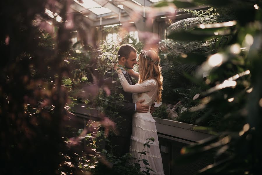 Fotógrafo de casamento Vukasin Jeremic (vukasinjeremic). Foto de 5 de fevereiro 2018