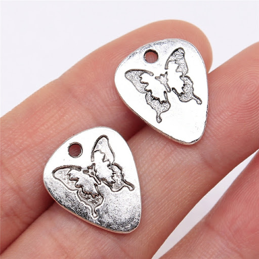 Title 4, Ancient Silver Butterfly Pendant Zinc Alloy Vin...