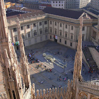 esposizione in piazza duomo di 