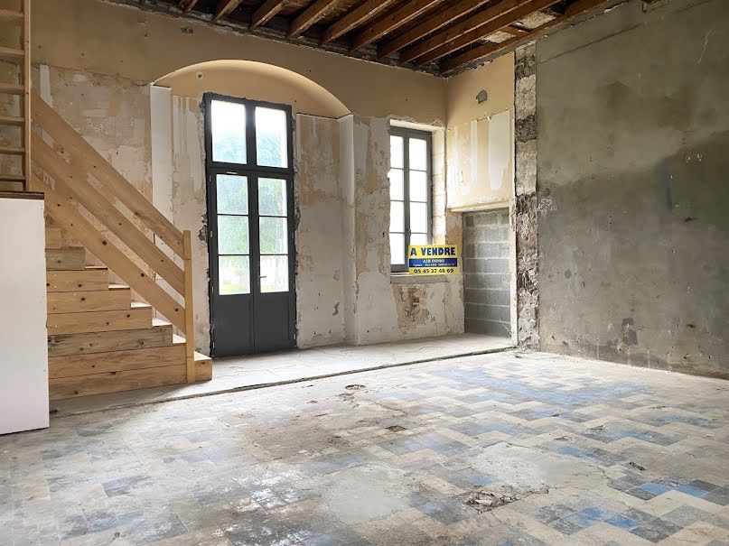 Vente maison  111 m² à Angouleme (16000), 228 800 €