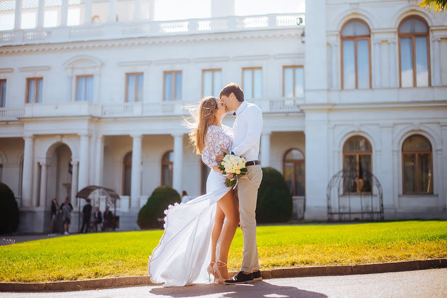 Wedding photographer Yuliya Nazarova (nazarovajulia). Photo of 4 December 2017