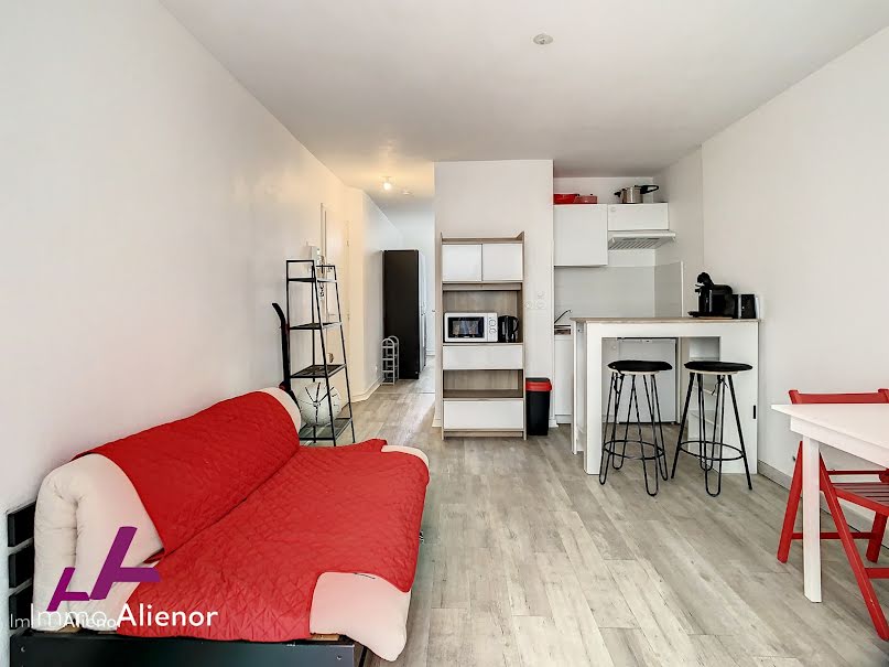 Vente appartement 2 pièces 30.54 m² à Bordeaux (33000), 183 000 €