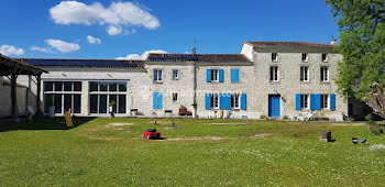 maison à Loiré-sur-Nie (17)