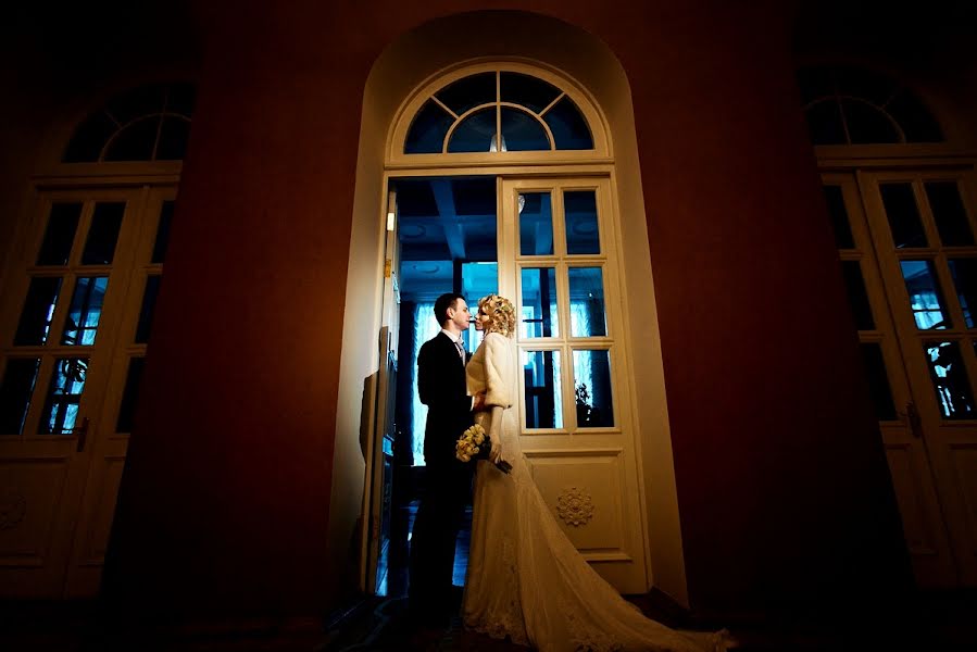 Wedding photographer Dmitriy Shumeev (wedmoment). Photo of 11 April 2013