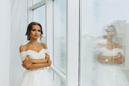 Fotógrafo de casamento Aleksey Denisov (denisovstudio). Foto de 8 de janeiro 2020