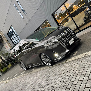 アルファード