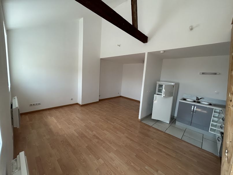 Location  duplex 2 pièces 41.59 m² à Le Cateau-Cambrésis (59360), 400 €