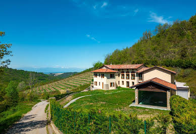 Villa avec piscine et jardin 6