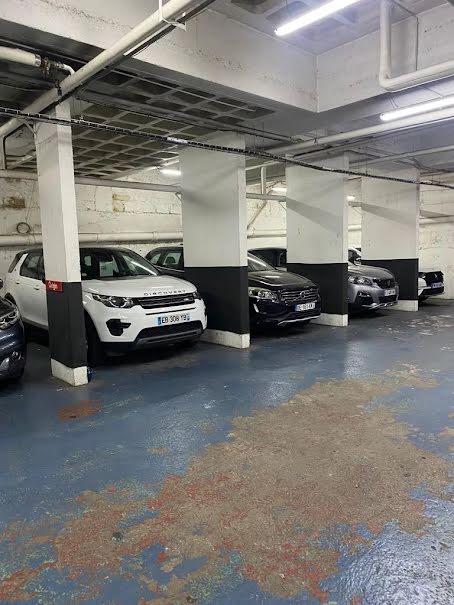 Vente parking 28 pièces 660 m² à Boulogne-Billancourt (92100), 960 000 €