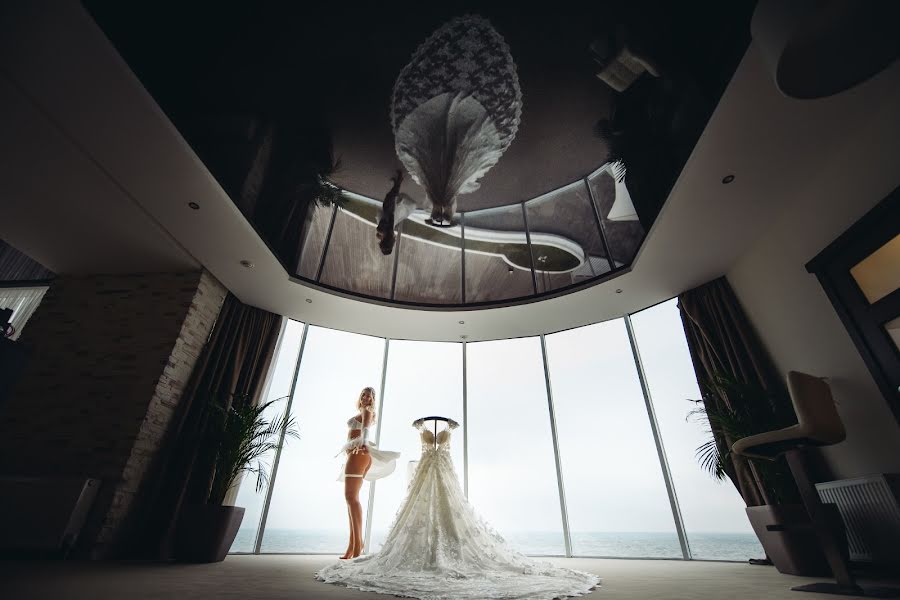 Wedding photographer Aleksandr Medvedenko (bearman). Photo of 3 February 2019