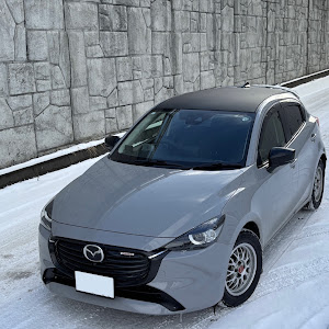 MAZDA2 DJLFS