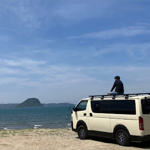 ハイエースバン GDH206V