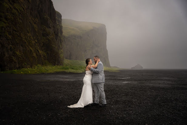 Fotografo di matrimoni Debora Karalic (iceland). Foto del 7 settembre 2023