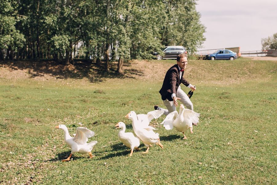 Bröllopsfotograf Dmitriy Kazakovcev (kazakovtsev). Foto av 16 september 2019