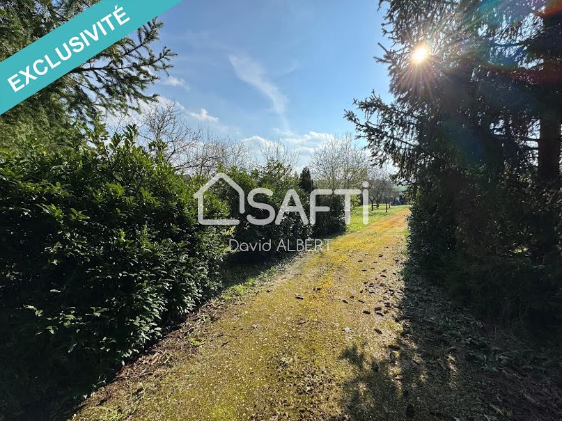 Vente terrain  3790 m² à Thierville-sur-Meuse (55840), 52 000 €