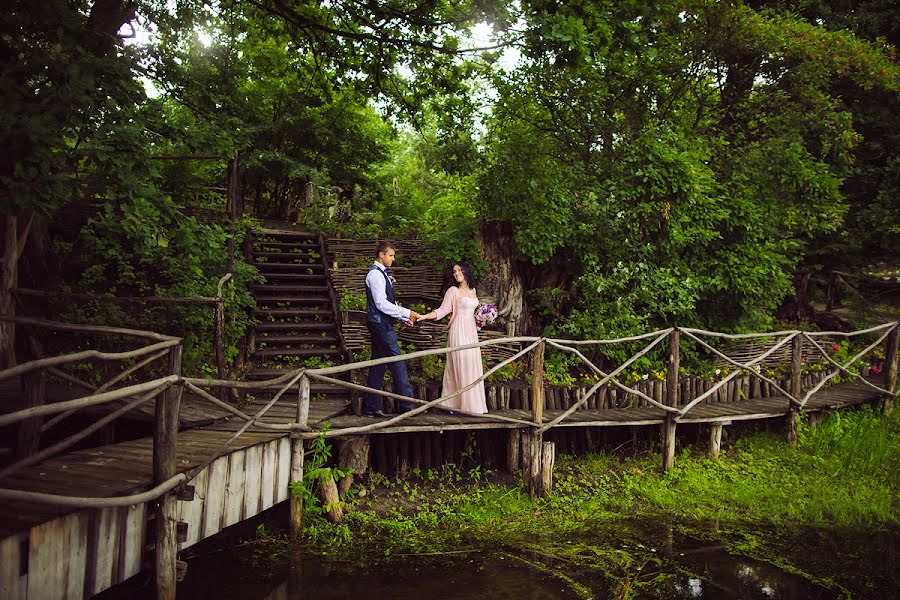 Fotógrafo de casamento Tatyana Tarasovskaya (tarasovskaya). Foto de 12 de outubro 2014