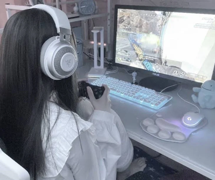 「ゲーマー女優は有岡担♡」のメインビジュアル