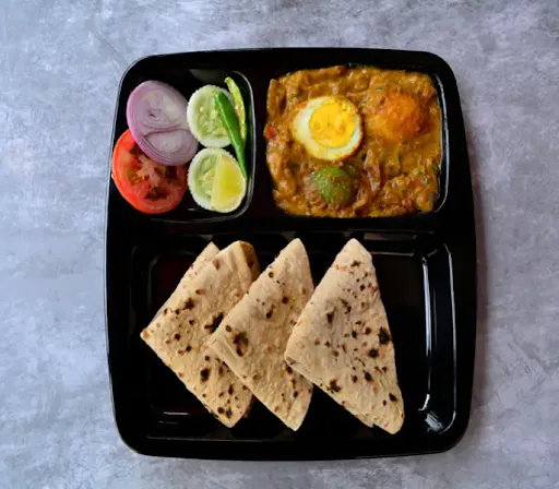 1 Kadhai Egg Curry Bread Combos