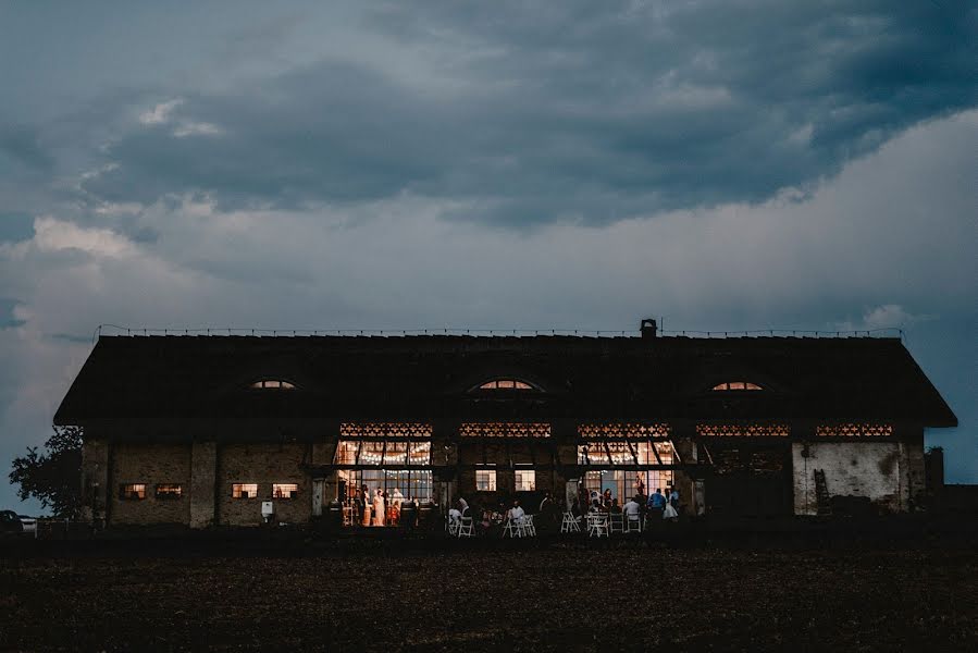 Fotografo di matrimoni Anna Édes (fotim). Foto del 15 gennaio 2021