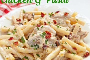 Crock Pot Creamy Italian Chicken Pasta (+Video)