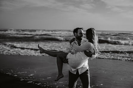 Fotografo di matrimoni Serena Roscetti (serenar). Foto del 14 aprile 2022