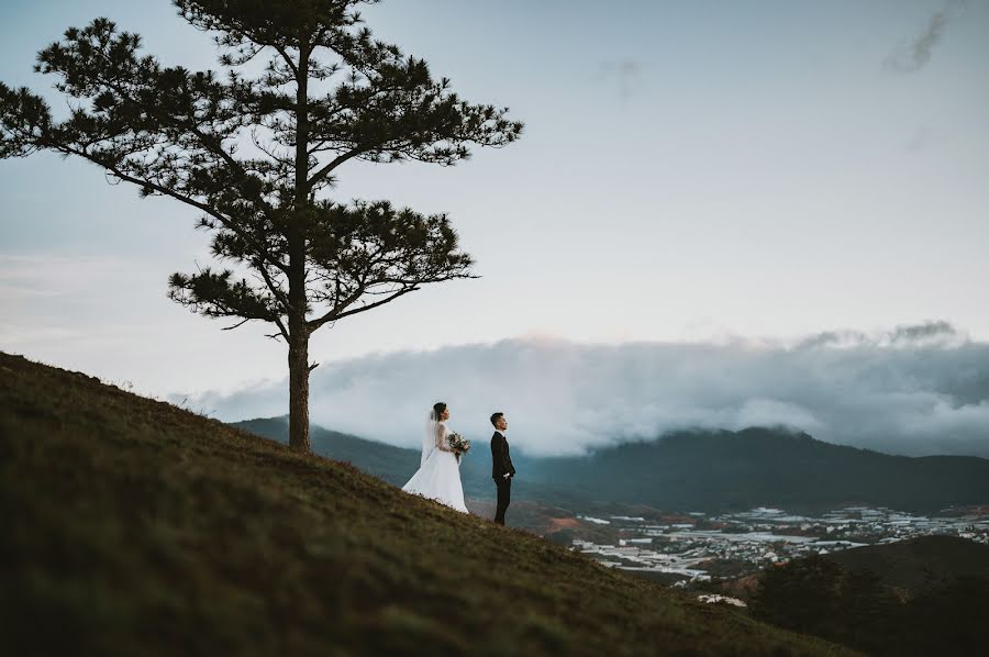 Jurufoto perkahwinan Huy Lee (huylee). Foto pada 13 Mei 2020