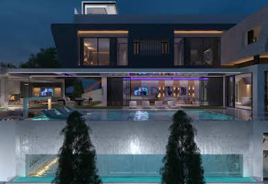 House with pool and terrace 4