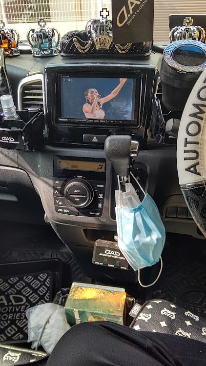 スペーシアカスタムの闇取引・かってにコラボ🙇🏻・いつも同じ内容の投稿ですいません🙏・医療従事者に感謝とエールを‼️に関するカスタム事例の投稿画像5枚目