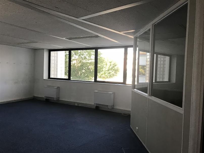 Location  locaux professionnels  65 m² à Toulouse (31000), 872 €