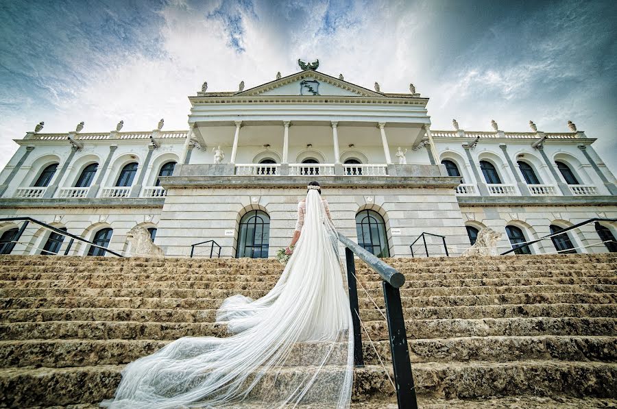 Fotografo di matrimoni Antonio González (gonzlezphotogra). Foto del 9 giugno 2015