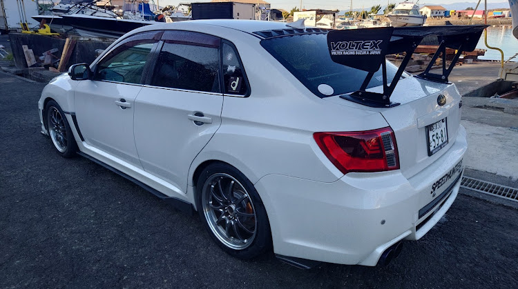 インプレッサ WRX STIの毘沙門天・猫に関するカスタム事例の投稿画像1枚目