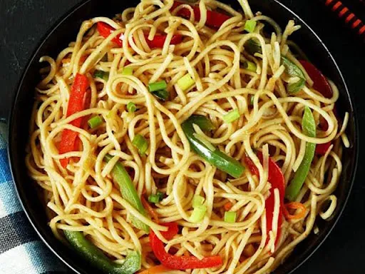 Veg Hakka Chowmein