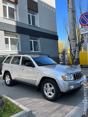 продам авто Jeep Grand Cherokee Grand Cherokee III (WK) фото 4