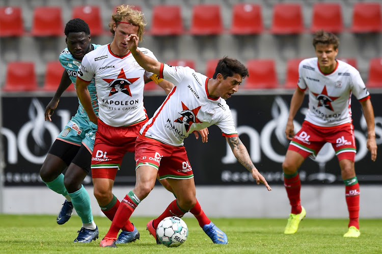 Ivre, ce joueur de Zulte Waregem envoie deux femmes à l'hôpital