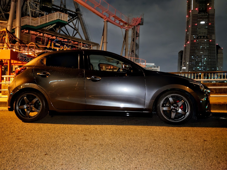 デミオの洗車・エンケイ・戦争反対❌・#mazda demio・自己満足の世界に関するカスタム事例の投稿画像2枚目