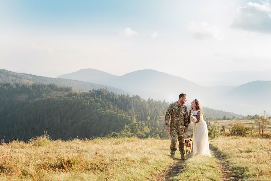 Fotógrafo de bodas Elena Dyakiv (djakiv). Foto del 12 de enero 2017