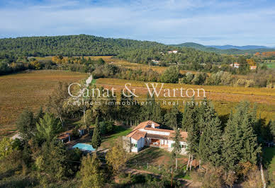 Villa with pool and terrace 6