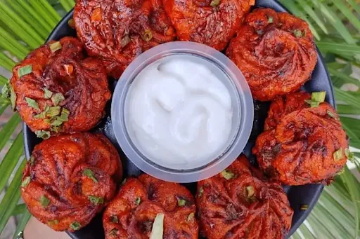 Paneer Manchurian Momos [6 Pieces]