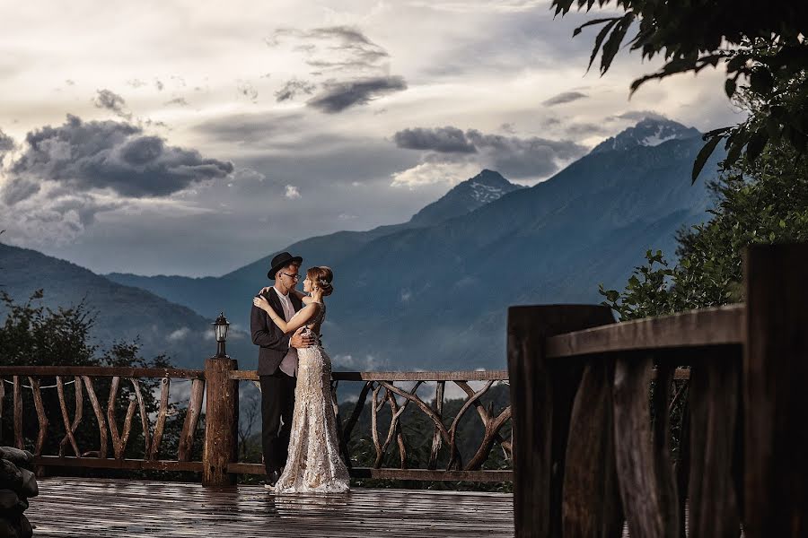 Fotógrafo de bodas Denis Vyalov (vyalovdenis). Foto del 10 de agosto 2020