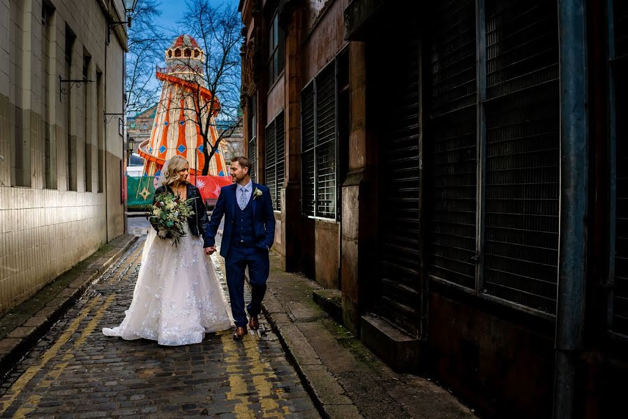 Wedding photographer Eamonn McColgan (treasurebox). Photo of 21 April 2023