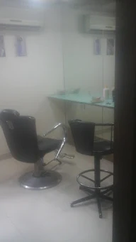 Singar Beauty Parlour photo 1