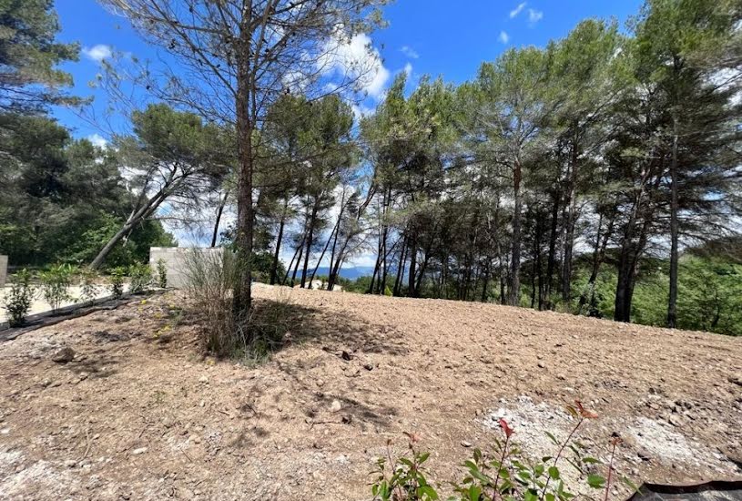  Vente Terrain à bâtir - 586m² à La Roque-d'Anthéron (13640) 