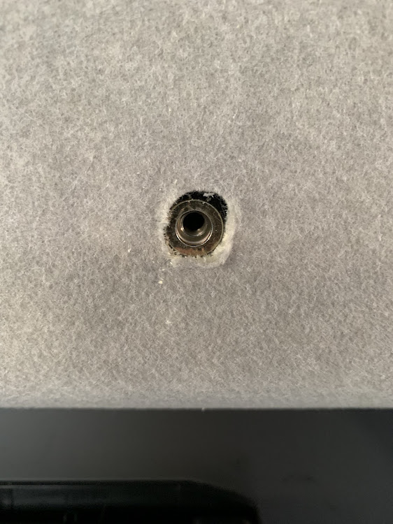 ハイエースの天井スピーカー・サイドのパネルに関するカスタム事例の投稿画像2枚目