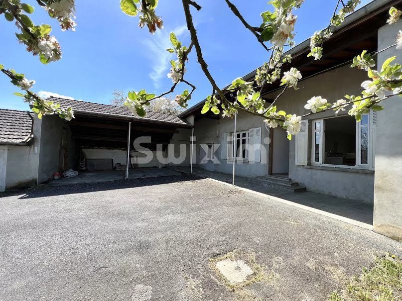 Vente maison 8 pièces 170 m² à Savigny-en-Revermont (71580), 200 000 €