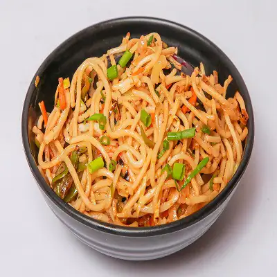 Veg Hakka Noodles