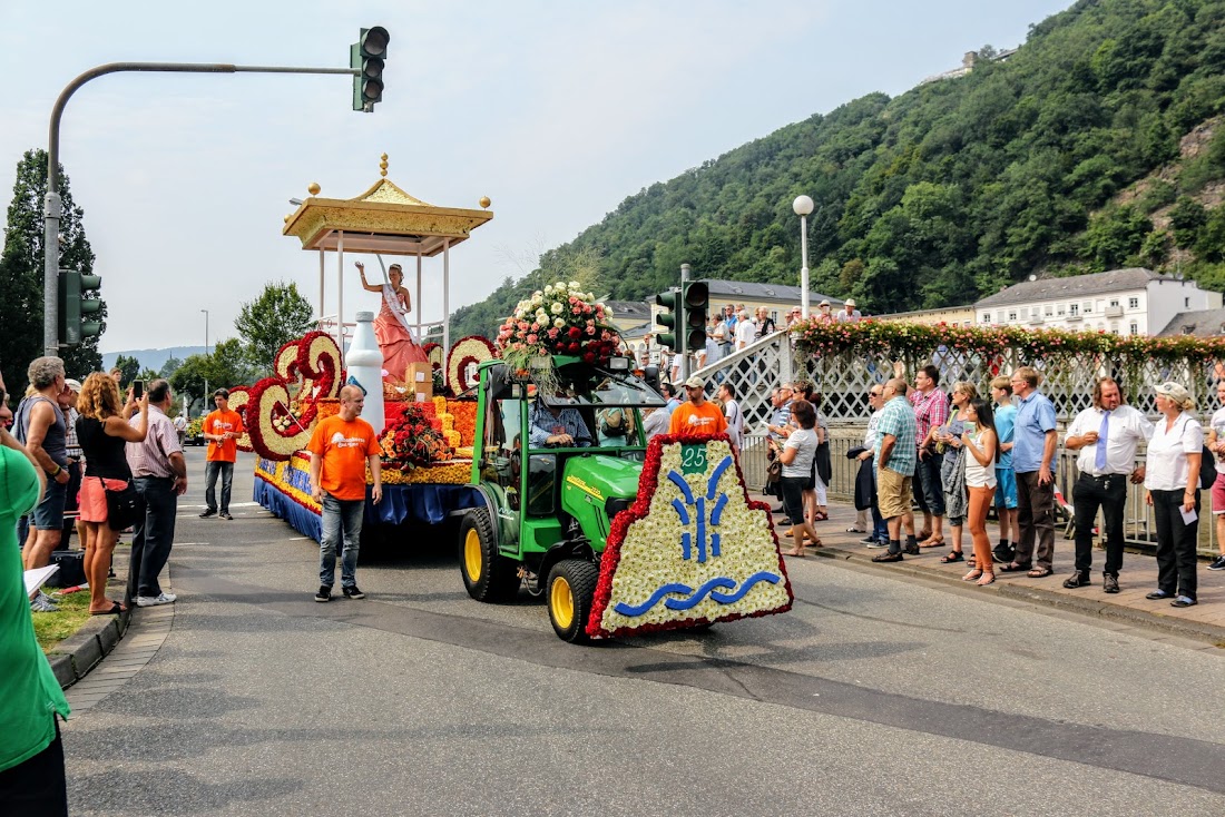 Парад цветов Blumencorso в Бад Эмсе - август 2017