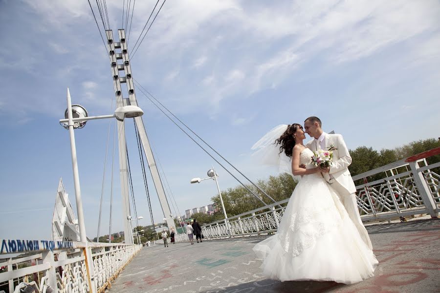 Wedding photographer Nikolay Yadryshnikov (sergeant). Photo of 29 May 2013