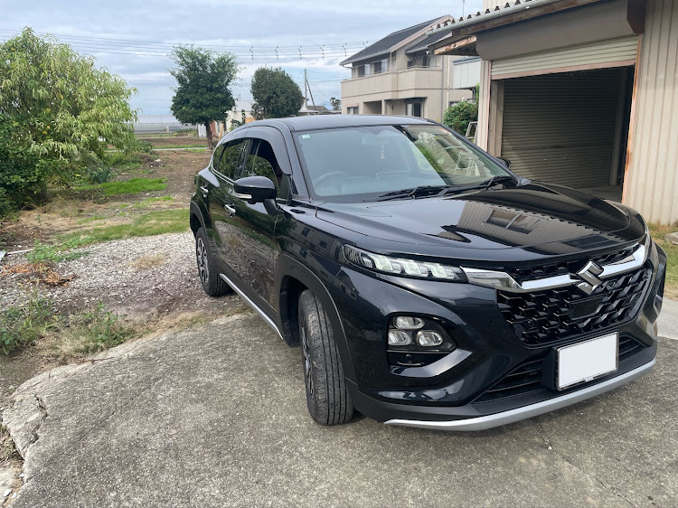 トモさんが投稿したSUZUKIフロンクス・フロンクス・カーフィルム施工・スモークフィルムに関するカスタム事例の投稿画像8枚目