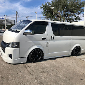 ハイエースバン RH20V